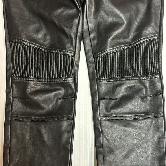 Molly Bracken Black Vegan Leather Skinny Pant. Sz S - Picture 7 of 13